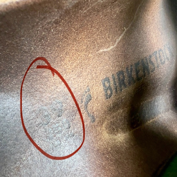 Arizona Big Buckle Leather Birkenstocks. Green. Size 39 - Picture 4 of 9